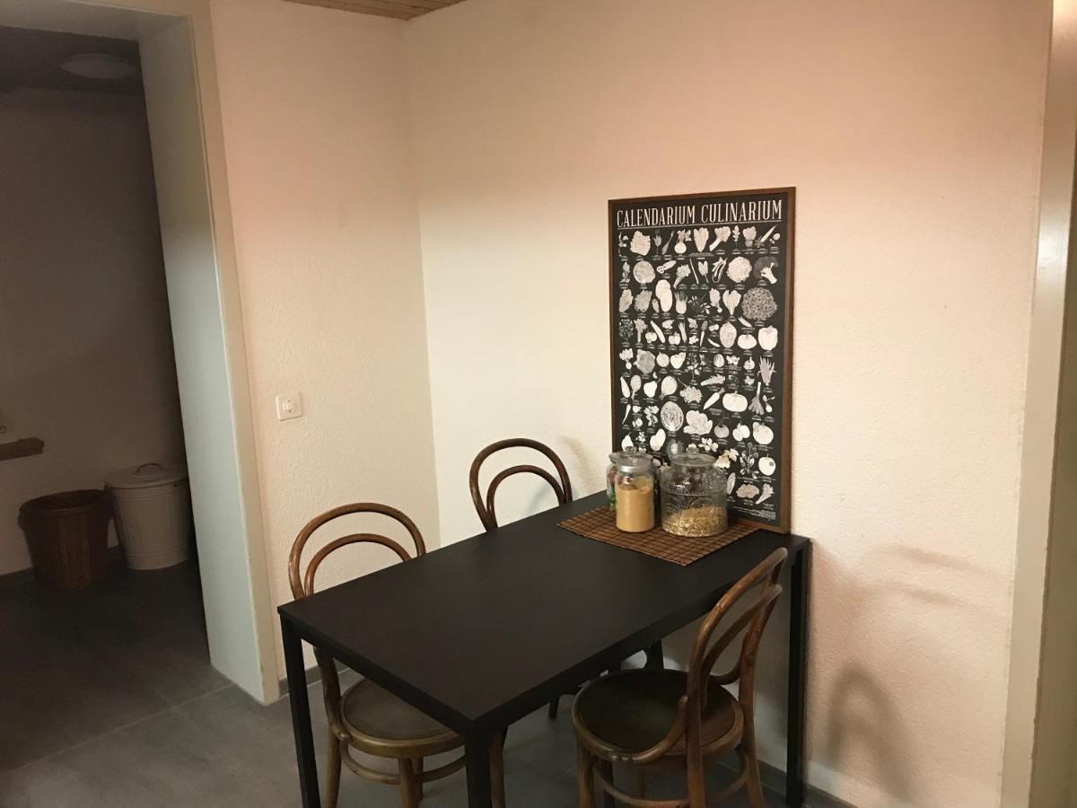 Simple Flat 72 M2 In The Centre Of Burgdorf With Private Parking Lägenhet Exteriör bild